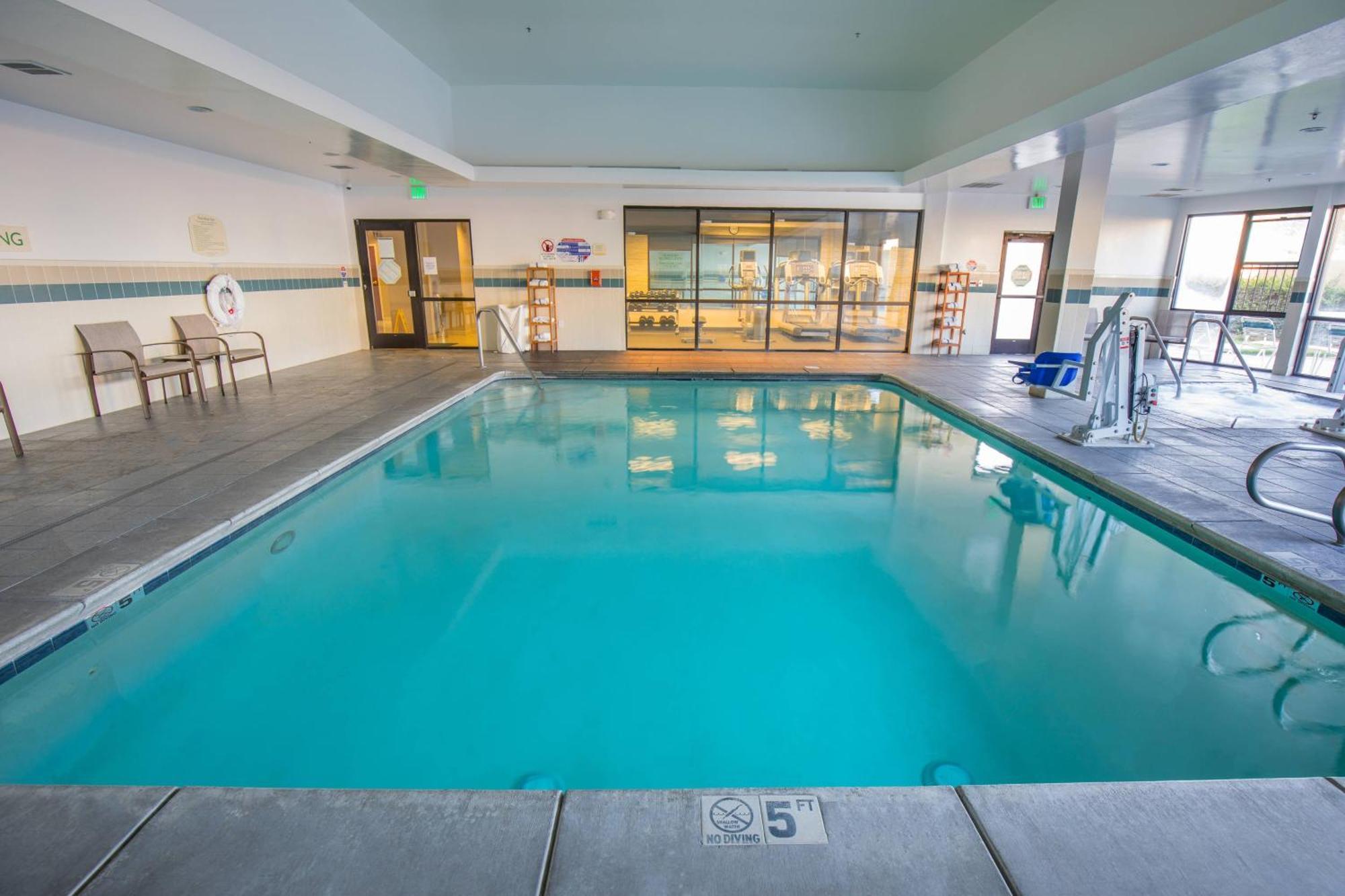 Courtyard By Marriott Merced Extérieur photo