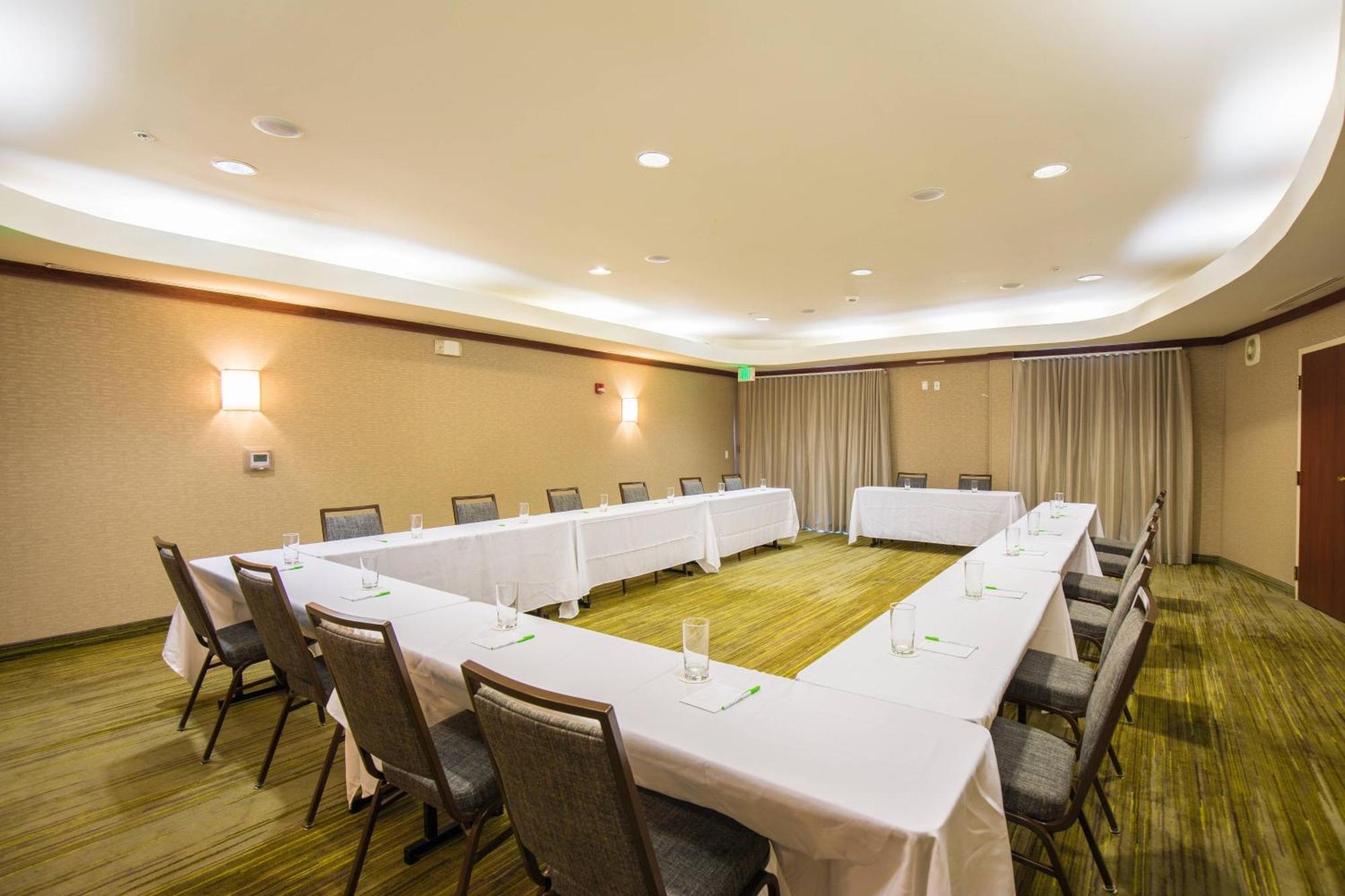 Courtyard By Marriott Merced Extérieur photo