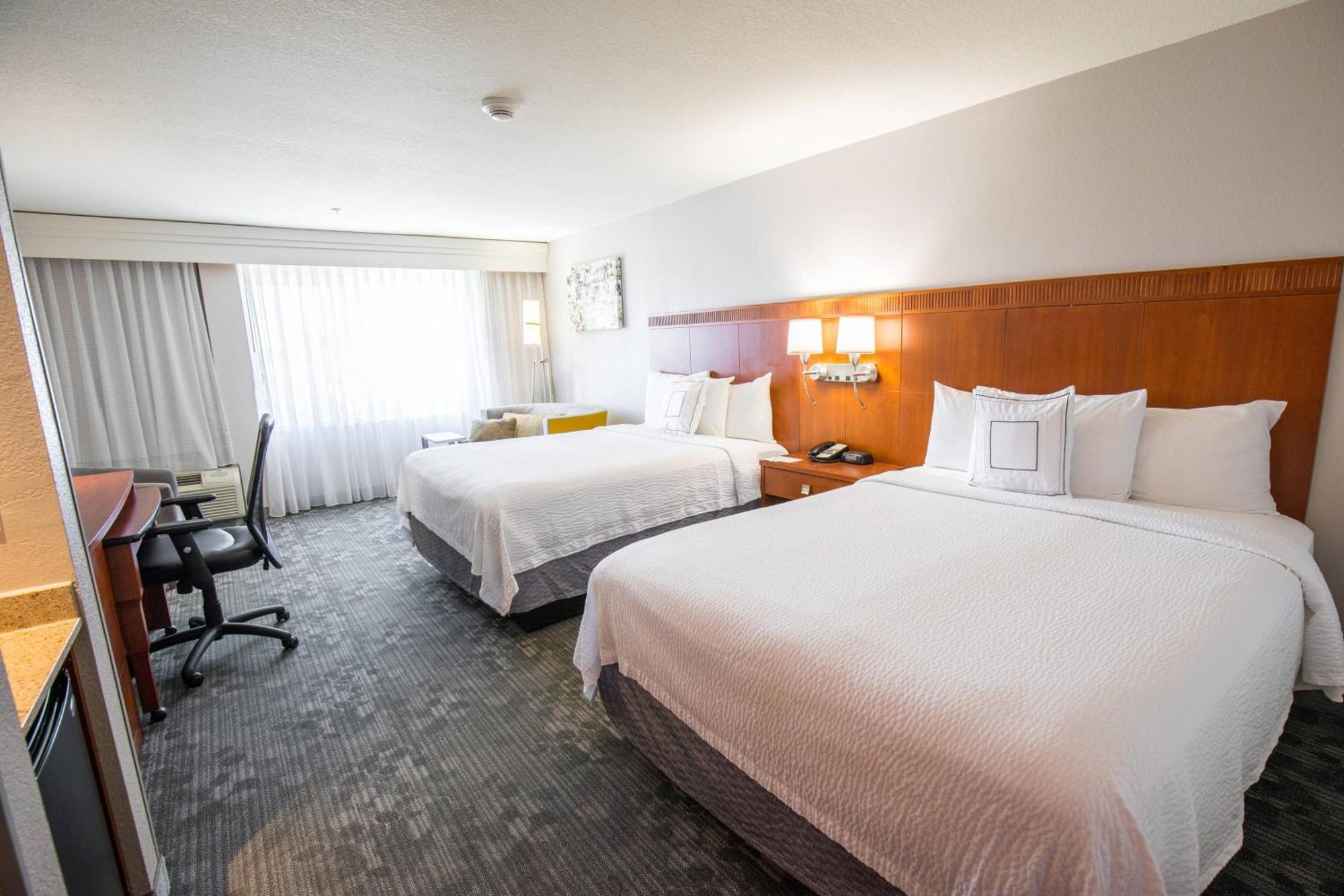 Courtyard By Marriott Merced Extérieur photo