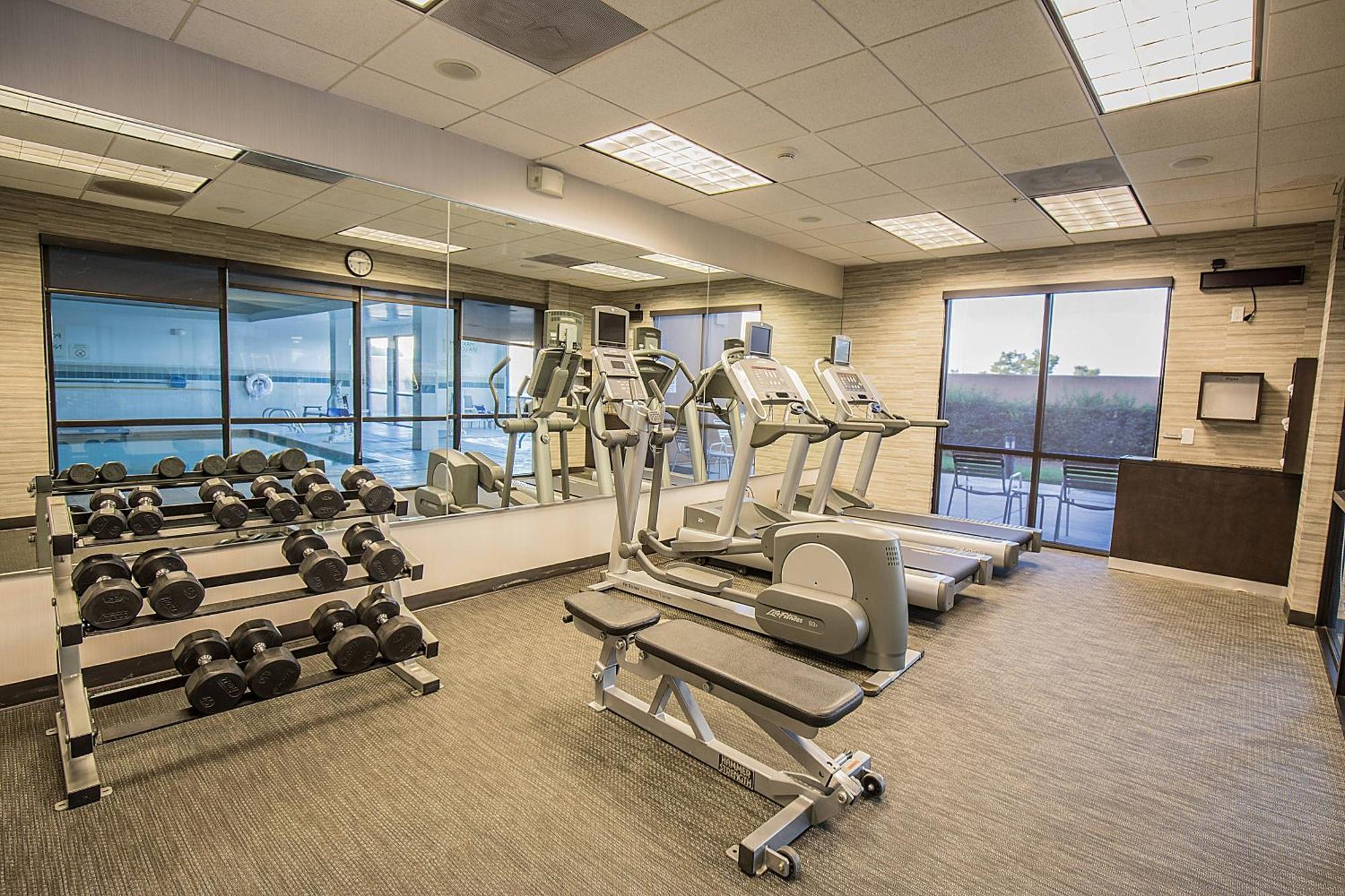 Courtyard By Marriott Merced Extérieur photo